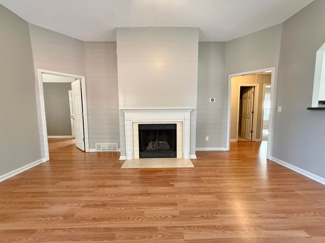 6833 SHOWBOAT LN, Cordova, TN 38018