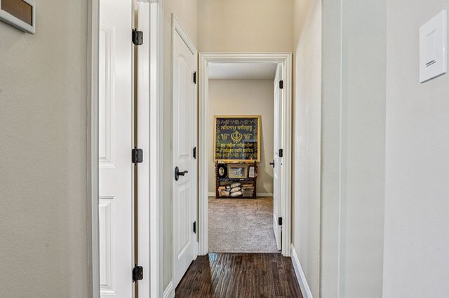 3209 Brighton Drive, Midlothian, TX 76065