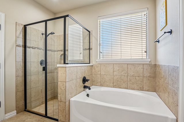 3209 Brighton Drive, Midlothian, TX 76065