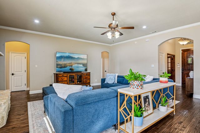 3209 Brighton Drive, Midlothian, TX 76065