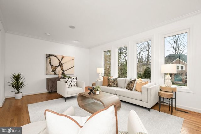 6628 LANDON LN, Bethesda, MD 20817