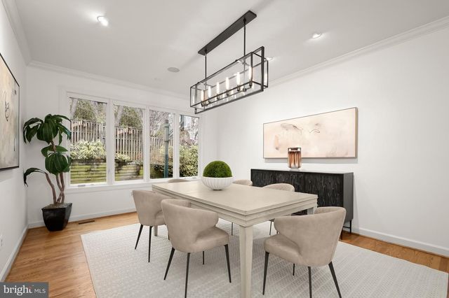 6628 LANDON LN, Bethesda, MD 20817