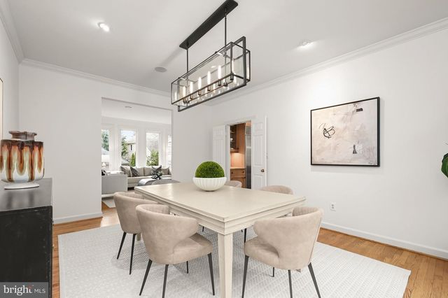 6628 LANDON LN, Bethesda, MD 20817