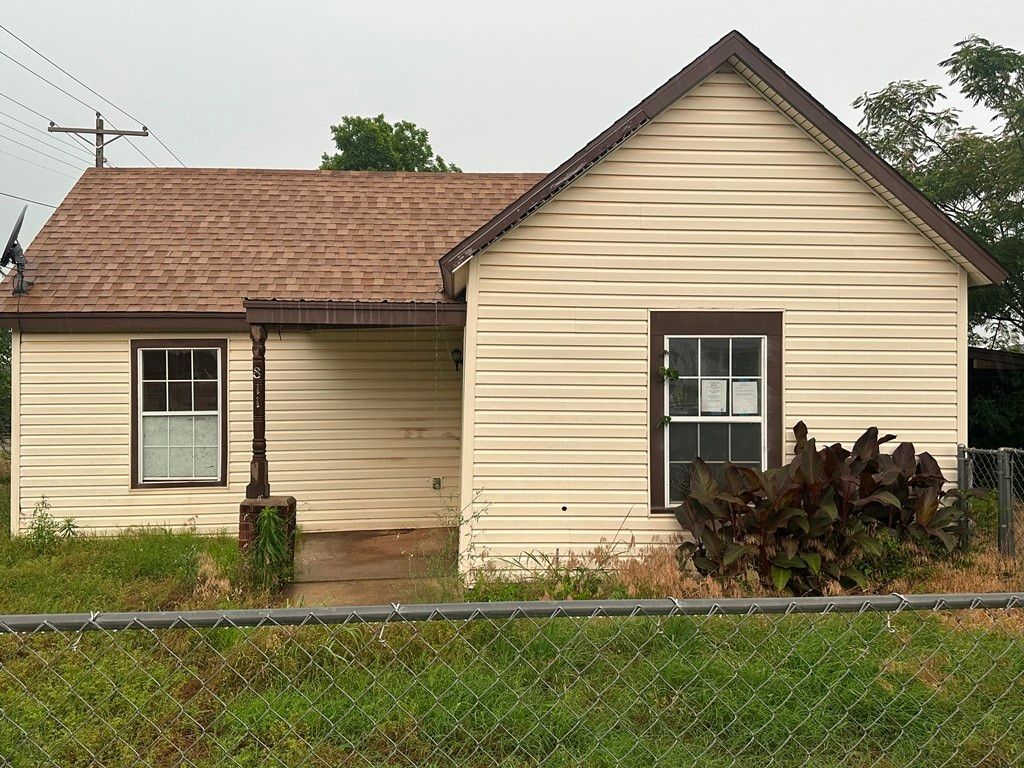 811 Ash Street, Wellston, OK 74881