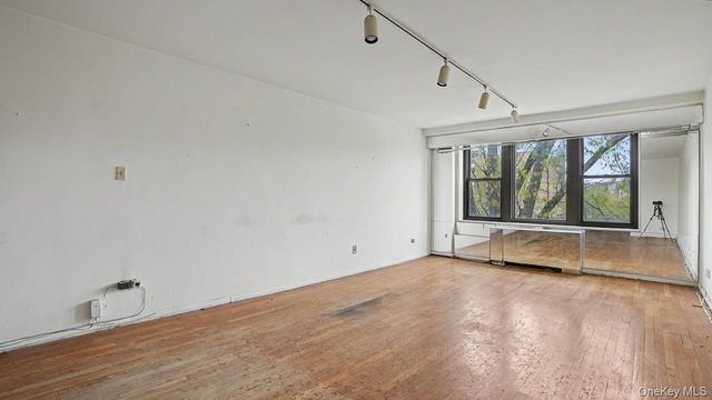 18-75 Corporal Kennedy Street 4A, Bayside, NY 11360
