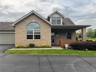 146 Steeplechase, West Deer, PA 15044