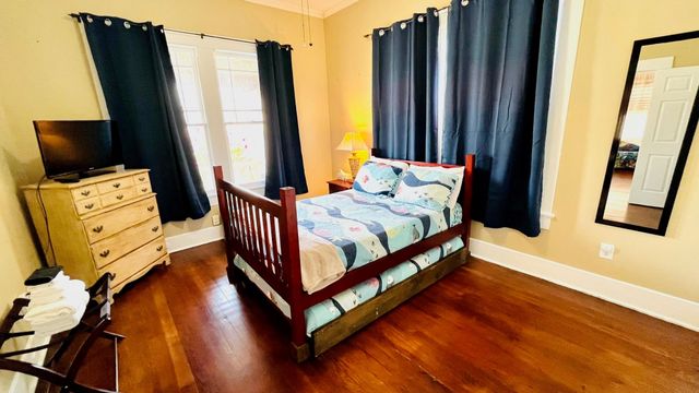 1609 Avenue O, Galveston, TX 77550