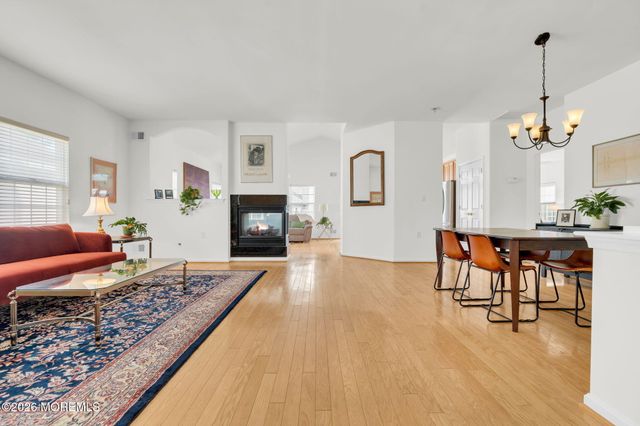 64 Vineyard Court, Monroe, NJ 08831