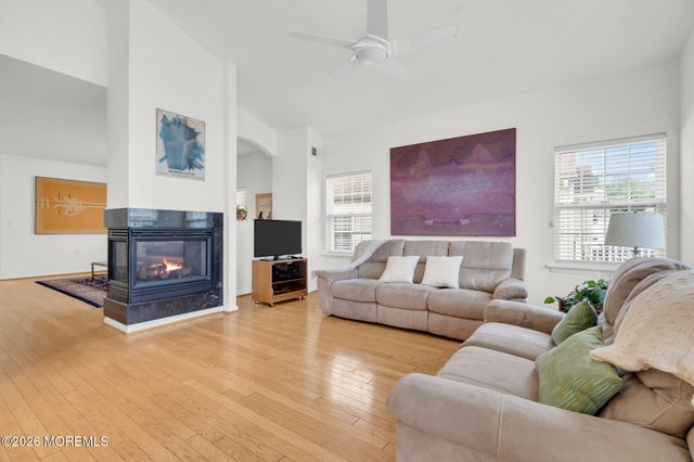 64 Vineyard Court, Monroe, NJ 08831