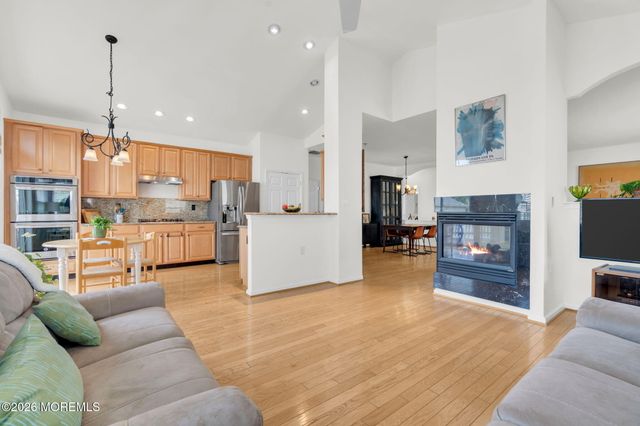 64 Vineyard Court, Monroe, NJ 08831