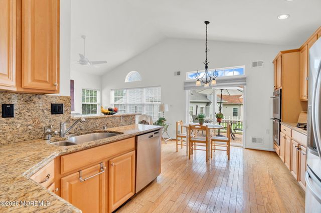 64 Vineyard Court, Monroe, NJ 08831