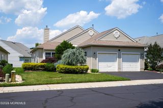 64 Vineyard Court, Monroe, NJ 08831