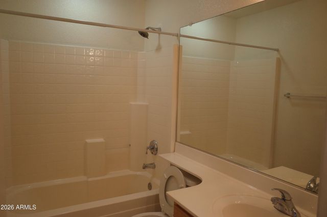 8376 W MELINDA Lane, Peoria, AZ 85382