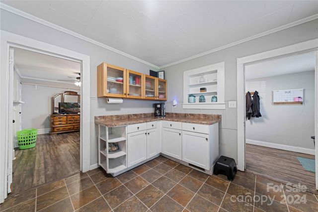 229 Friendship Drive, Ellenboro, NC 28040