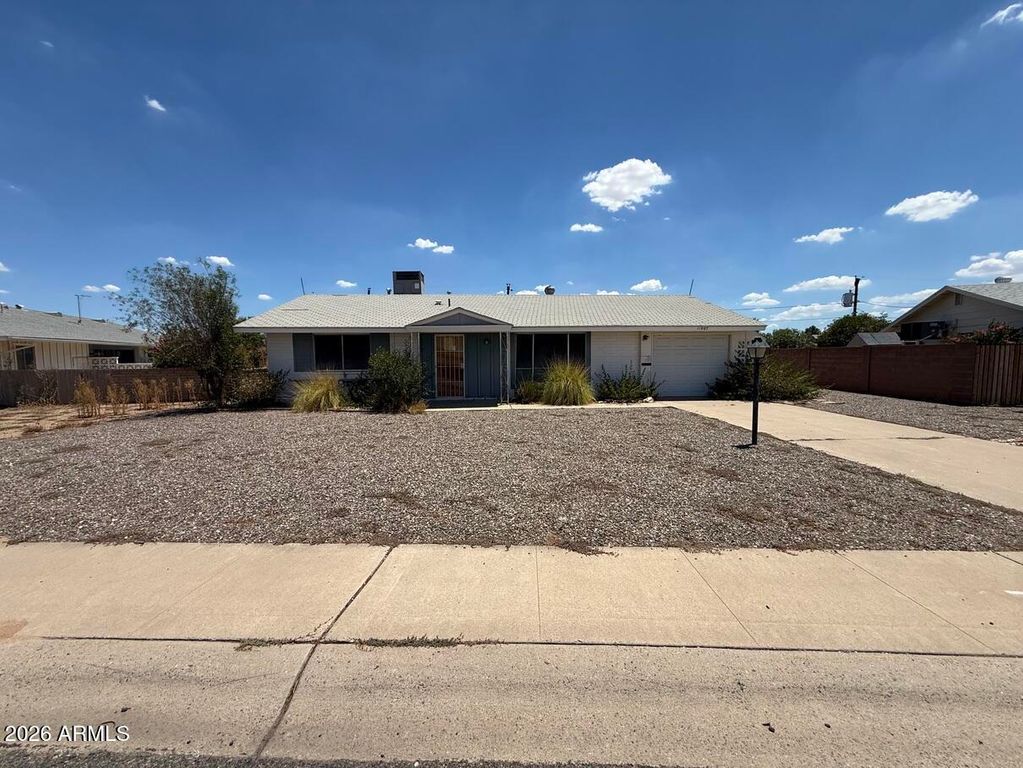 11007 W FLORIDA Avenue, Sun City, AZ 85351 — photo 2