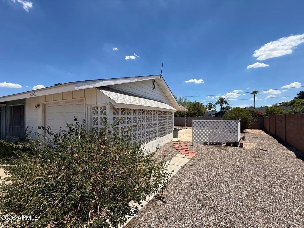11007 W FLORIDA Avenue, Sun City, AZ 85351 — photo 4