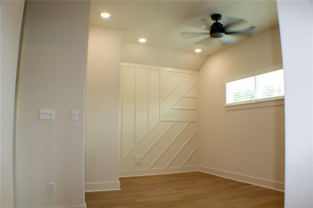 586 Winding Spring Drive, Fayetteville, AR 72703
