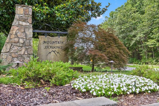 800 Sunset Mountain Drive, Chattanooga, TN 37421