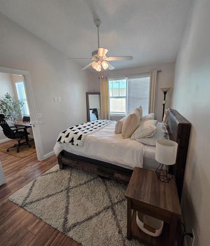 806 SE 14th St 806, Fort Lauderdale, FL 33316