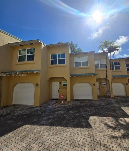 806 SE 14th St 806, Fort Lauderdale, FL 33316