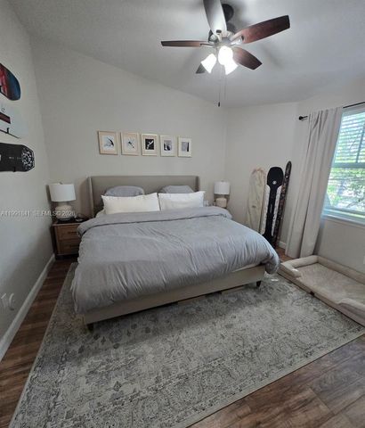 806 SE 14th St 806, Fort Lauderdale, FL 33316