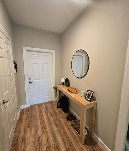 806 SE 14th St 806, Fort Lauderdale, FL 33316