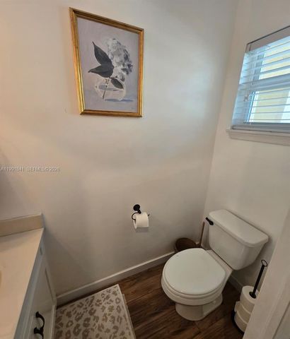 806 SE 14th St 806, Fort Lauderdale, FL 33316