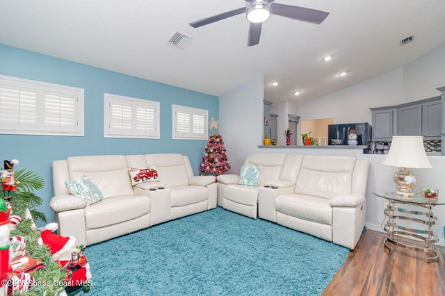 688 Naples Court, Melbourne, FL 32904