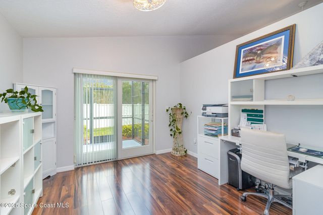 688 Naples Court, Melbourne, FL 32904