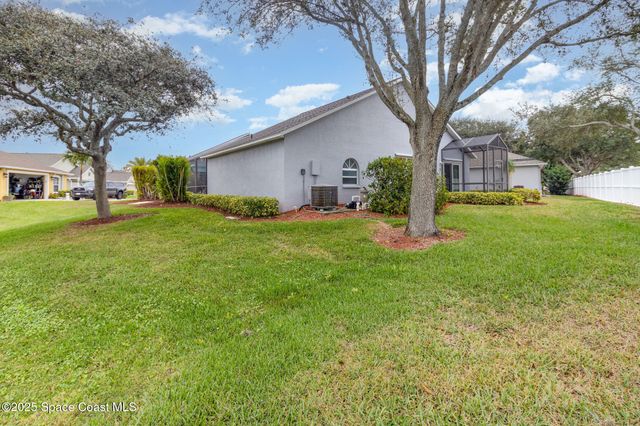688 Naples Court, Melbourne, FL 32904