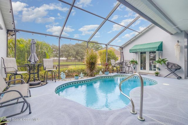 688 Naples Court, Melbourne, FL 32904