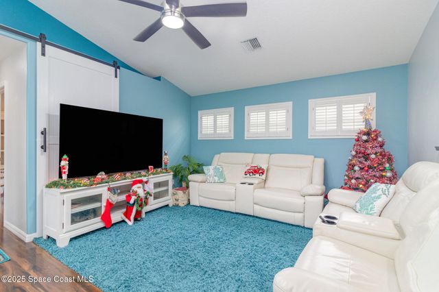 688 Naples Court, Melbourne, FL 32904