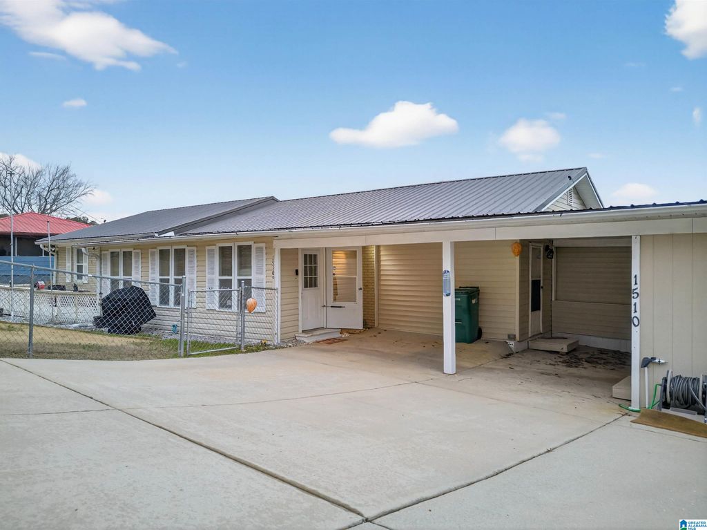 1510 PEACEBURG ROAD, Weaver, AL 36277