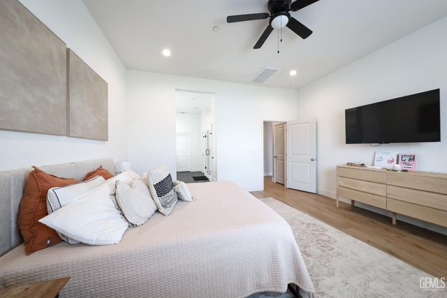 8810 Casella, Bakersfield, CA 93314