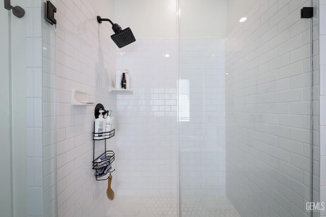 8810 Casella, Bakersfield, CA 93314