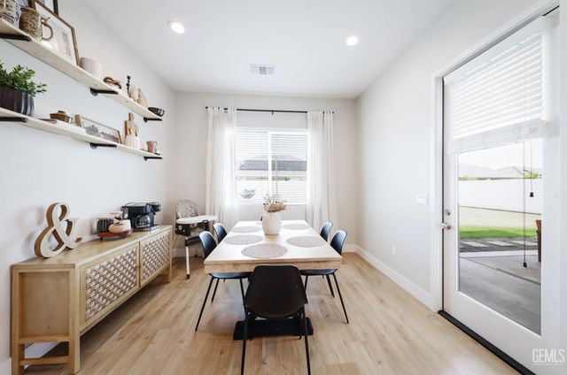 8810 Casella, Bakersfield, CA 93314