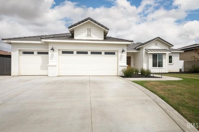 8810 Casella, Bakersfield, CA 93314