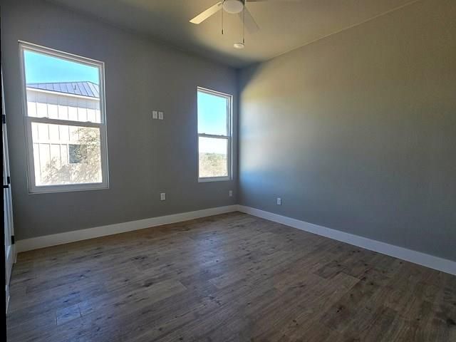 2417 Bruin DR, Spicewood, TX 78669