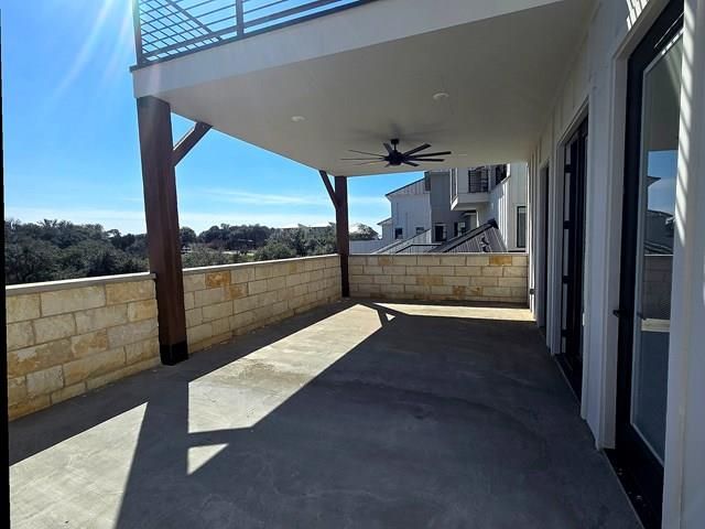 2417 Bruin DR, Spicewood, TX 78669