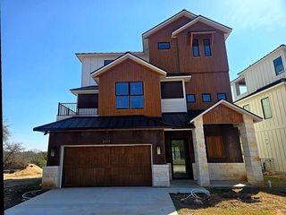 2417 Bruin DR, Spicewood, TX 78669