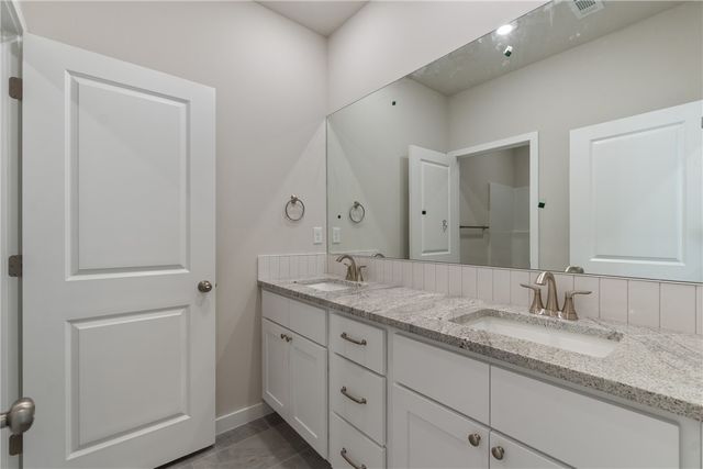 2309 N Lexington Street, Siloam Springs, AR 72761