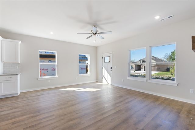 2309 N Lexington Street, Siloam Springs, AR 72761