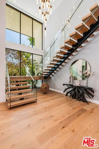 4530 Libbit Avenue, Encino (los Angeles), CA 91436