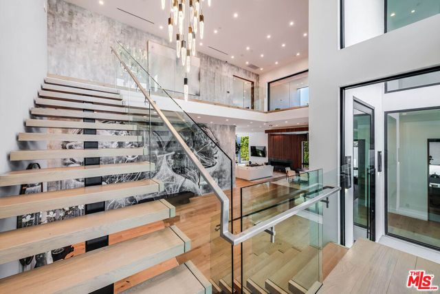 4530 Libbit Avenue, Encino (los Angeles), CA 91436