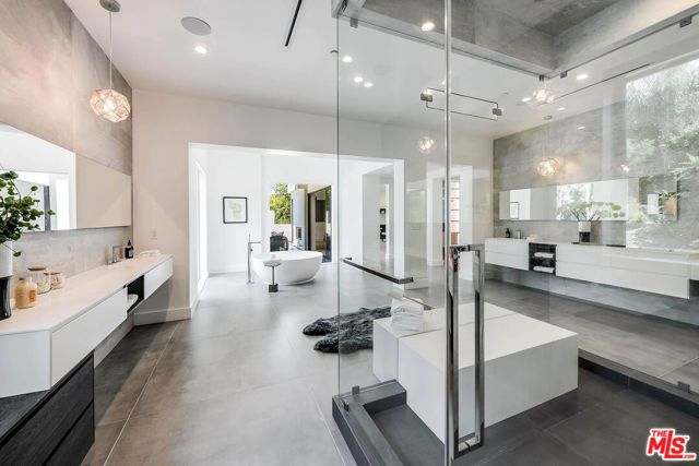 4530 Libbit Avenue, Encino (los Angeles), CA 91436
