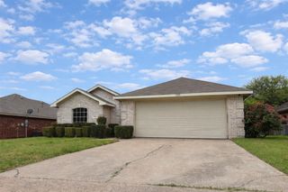 1325 Aviary Drive, Desoto, TX 75115