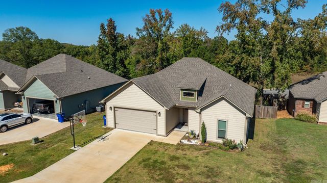 25 Canten Cove, Greenbrier, AR 72058