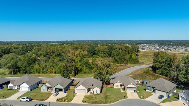 25 Canten Cove, Greenbrier, AR 72058