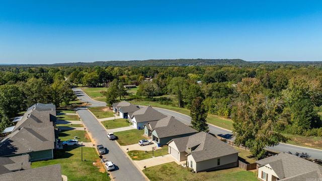 25 Canten Cove, Greenbrier, AR 72058