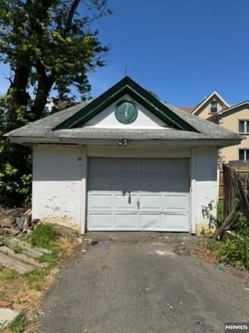 202 Berry Street, Hackensack, NJ 07601